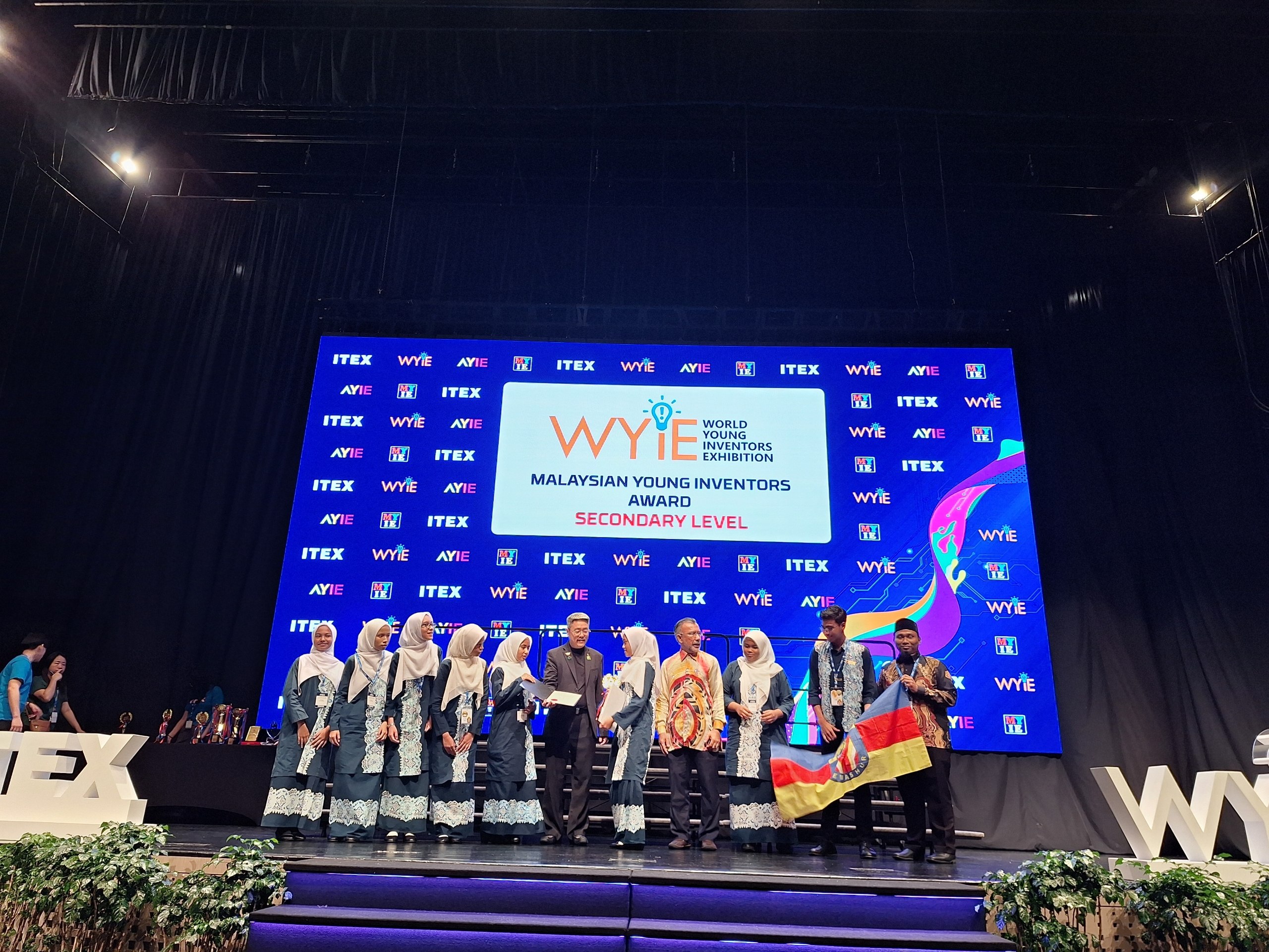 SEMASHUR Bags Special Award and Six Golds at ITEX 2026
