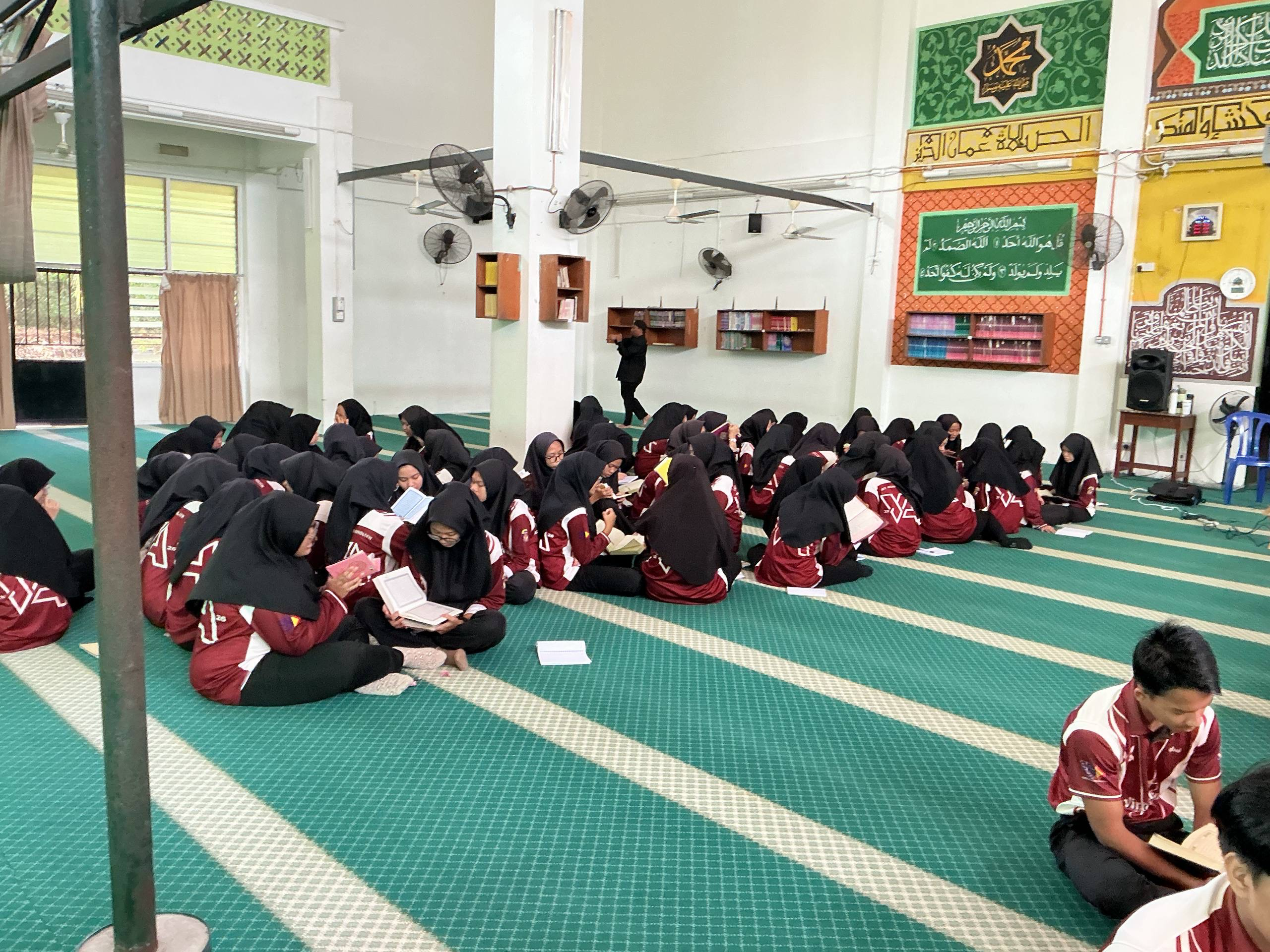 Dokumentasi Program Kerohanian Tingkatan 5 2026