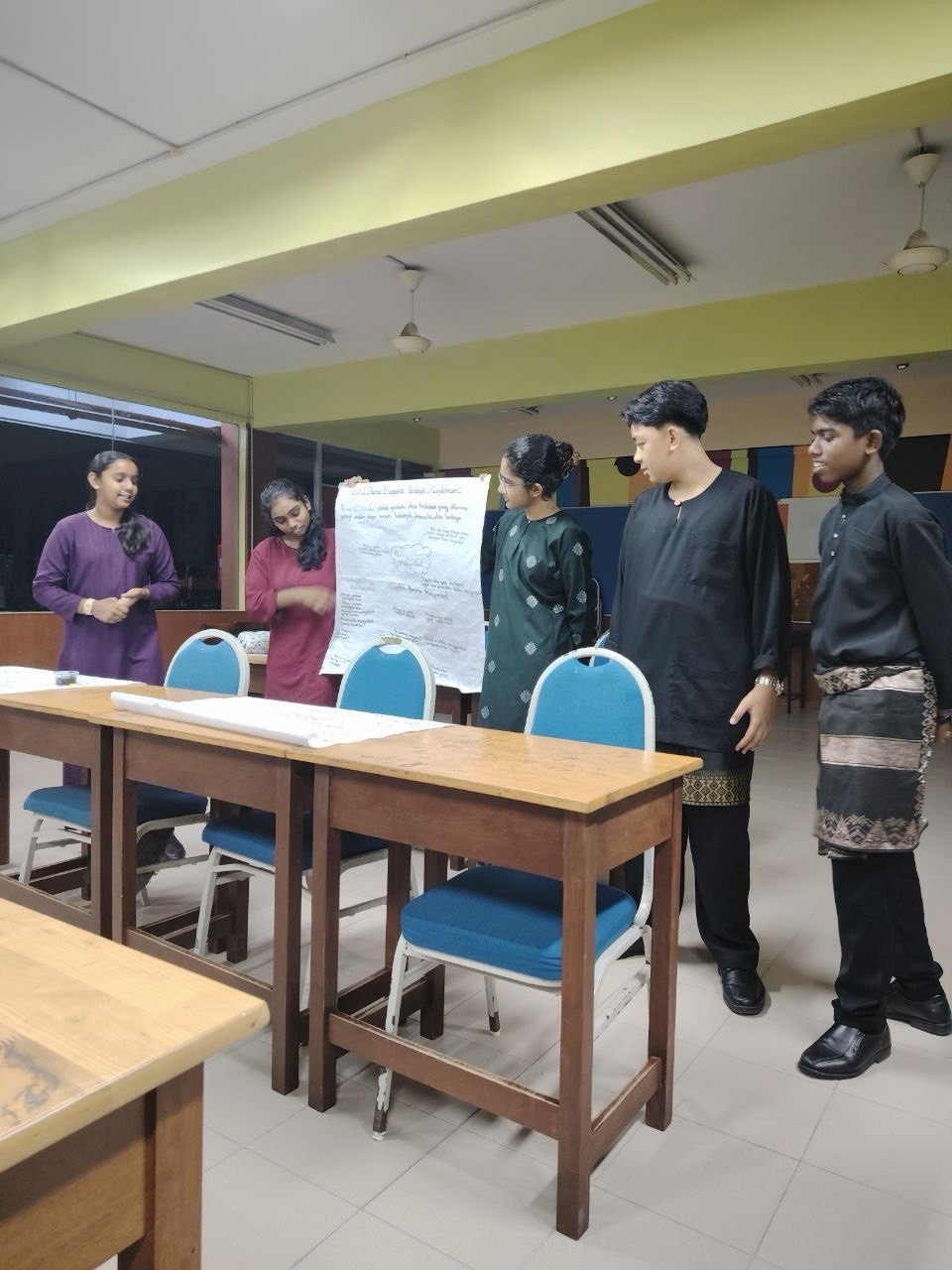 Dokumentasi Program Outreach Moral dan Sesi Alumni 2026